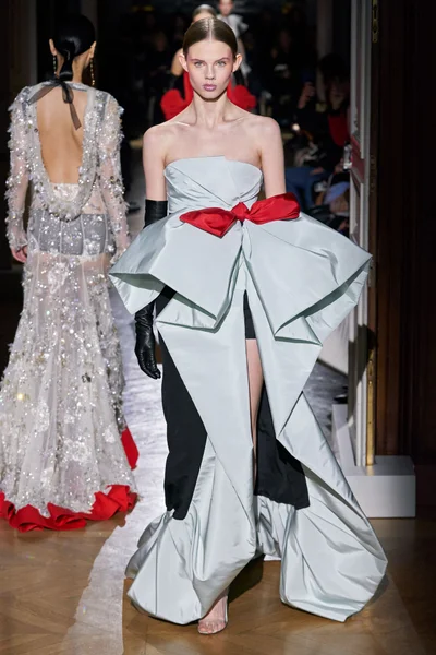 Look 55